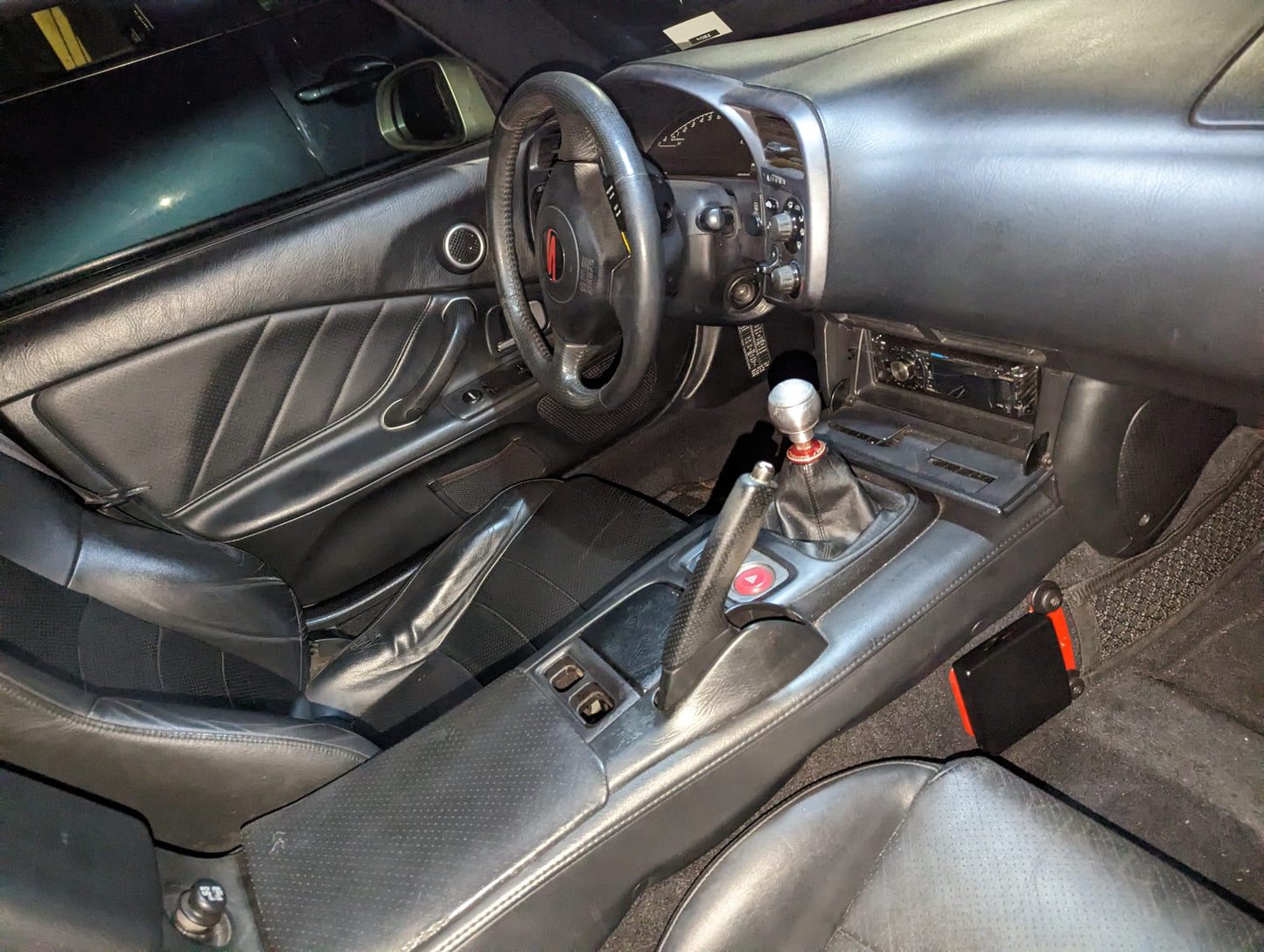 Honda S2000 AP1/AP2 Foldable Cup Holder kit